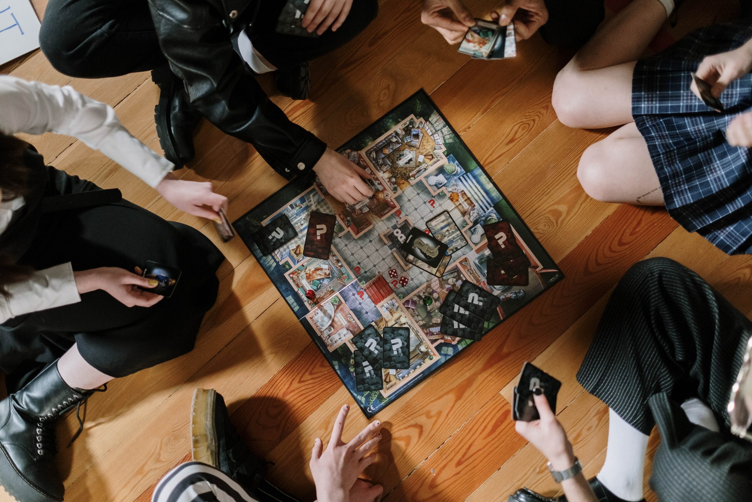 types of mystery and detective board games
